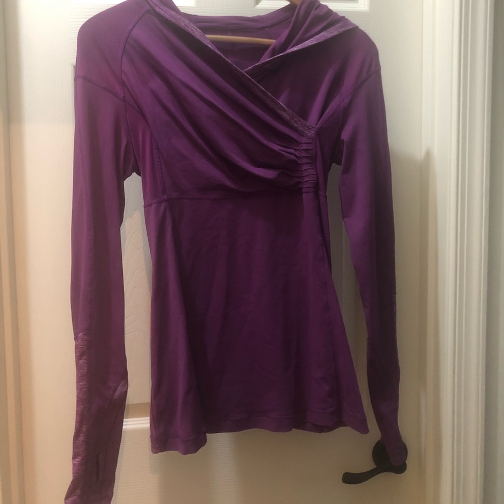 Plum lululemon size 6 top with hood